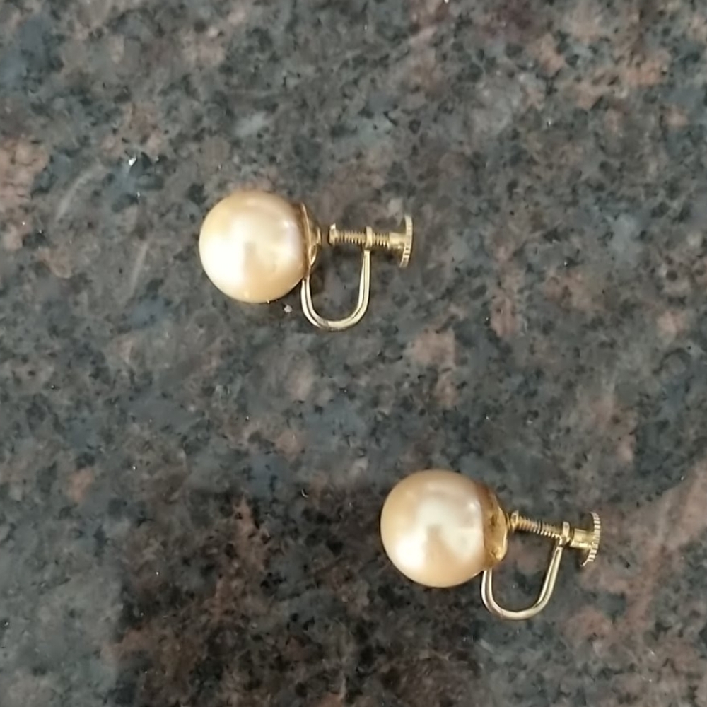 Stick-on earrings
